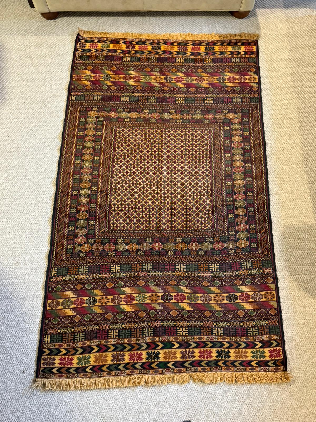 Area Kilim Rug