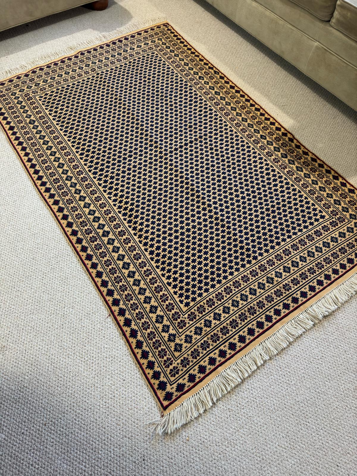 Handwoven Kilim- 6x4 feet