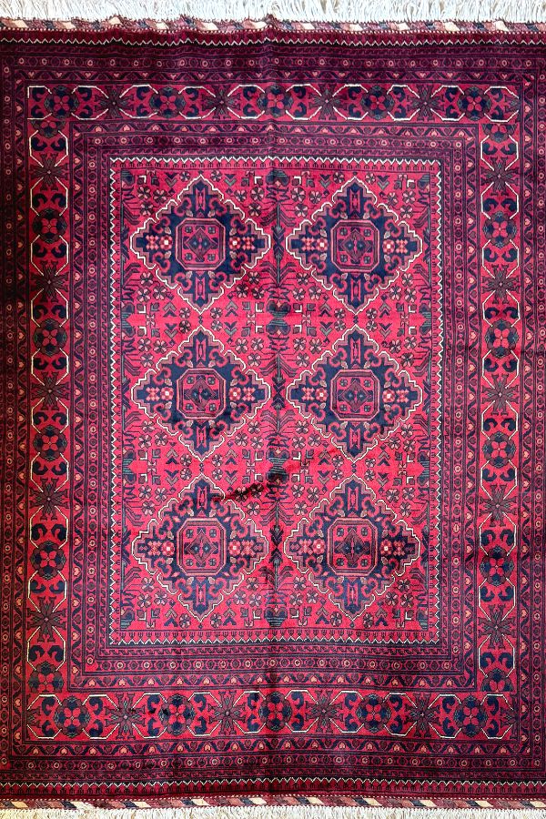 North Afghan Khamyab Traditional Rug (5 x 6.7 ft)