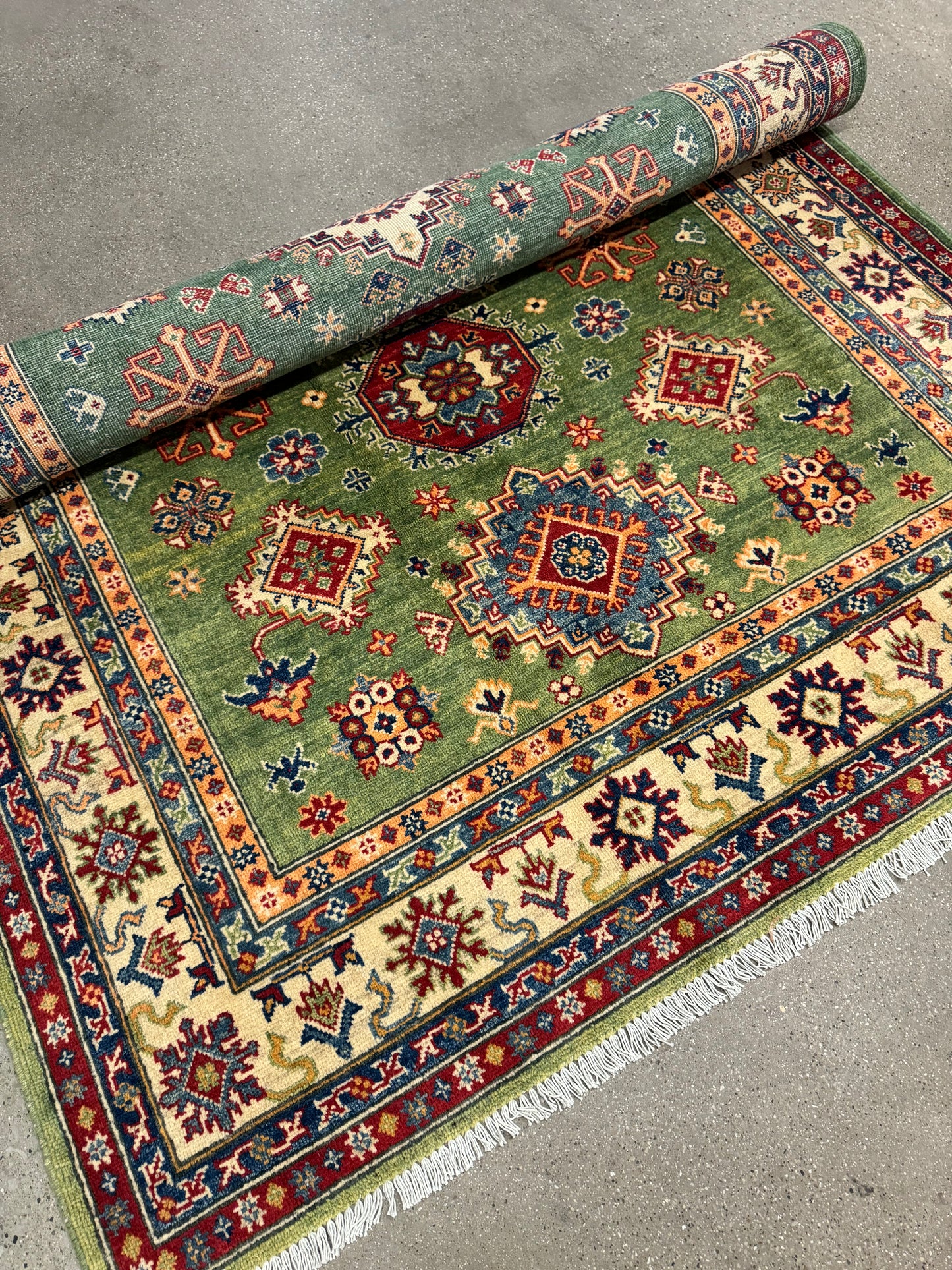 Vibrant Woolen Qazaq Rug (7 x 5 ft)