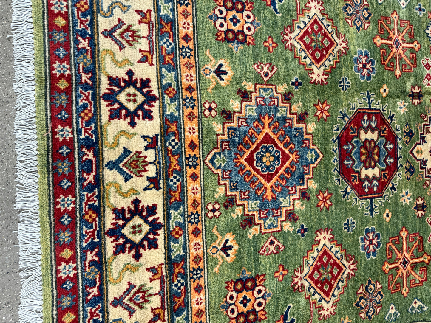 Vibrant Woolen Qazaq Rug (7 x 5 ft)