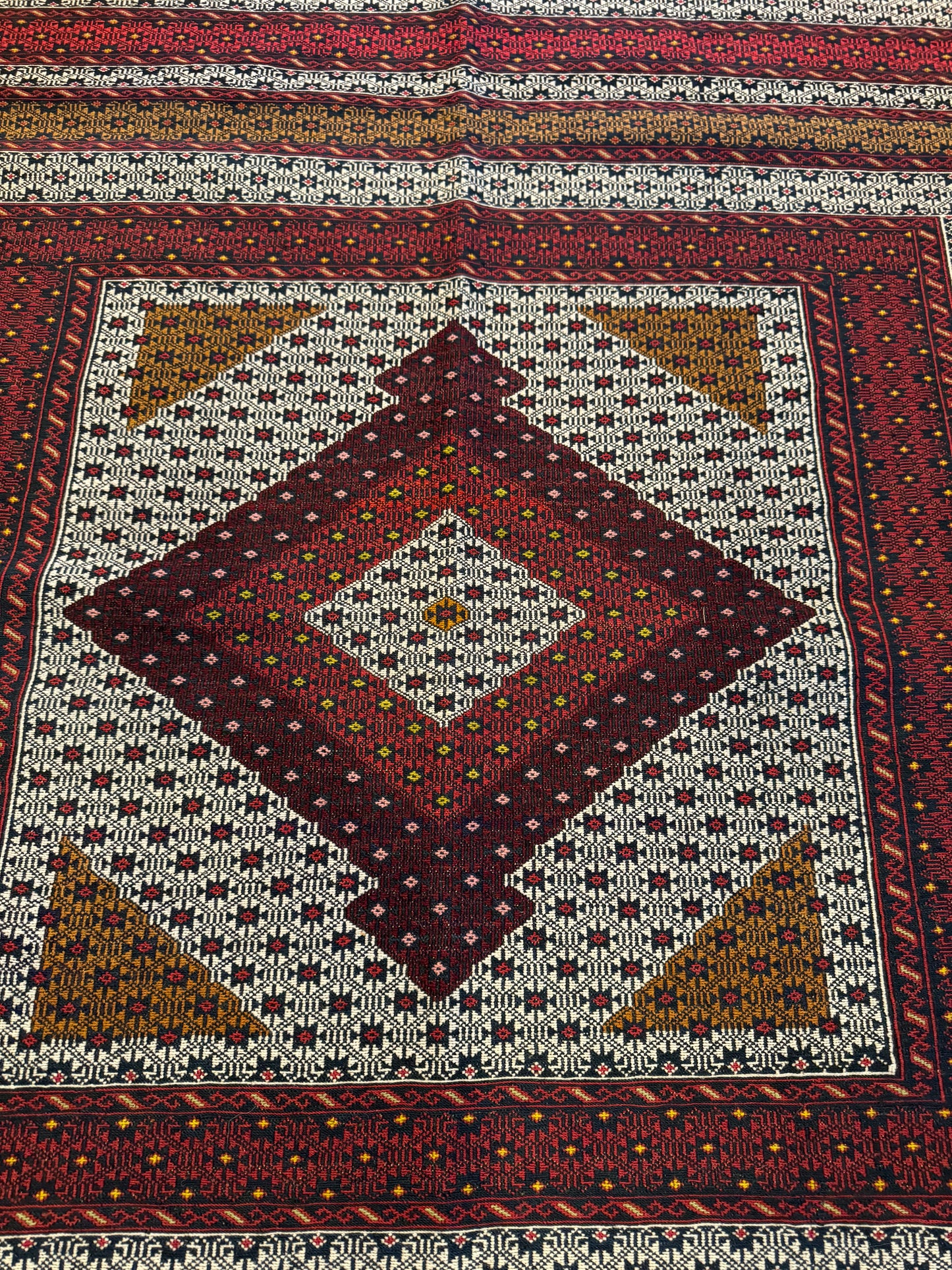 Herat Maliki Kilim Area Rug (6.3 x 4.3 ft)