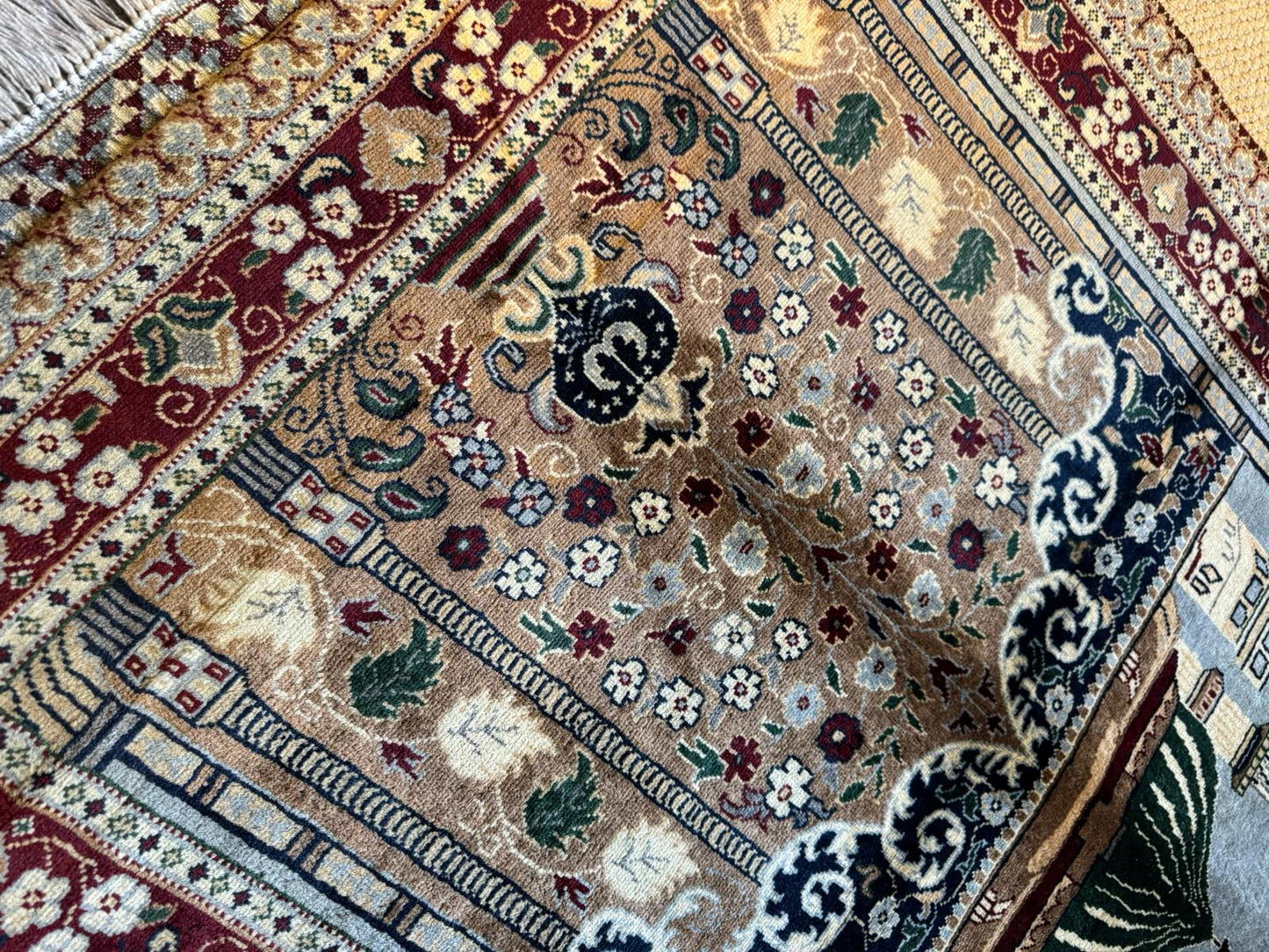 Mazar Sharif Handwoven Prayer Rug (4.3 x 2.7 ft)