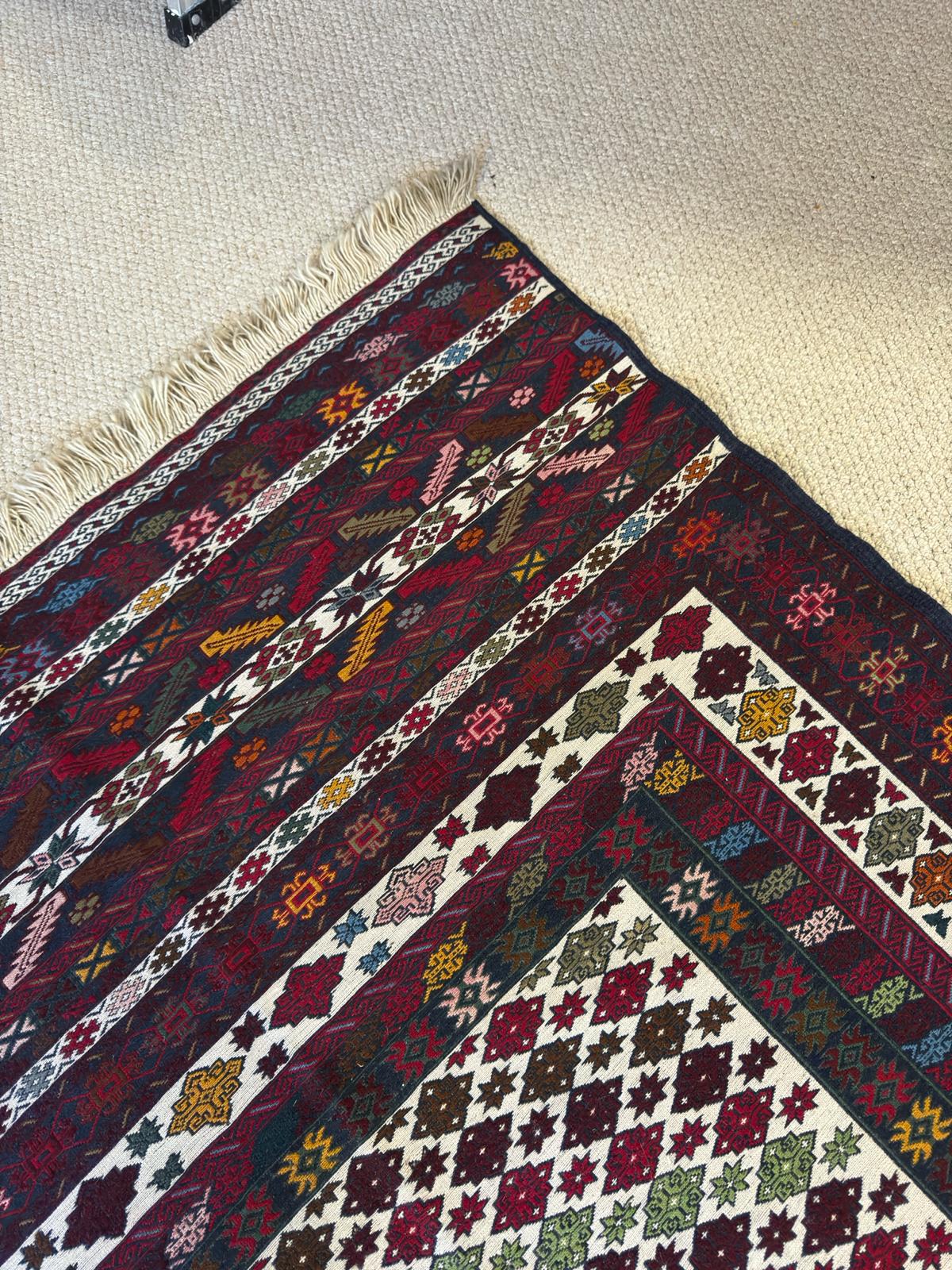 Rugnify Kilim