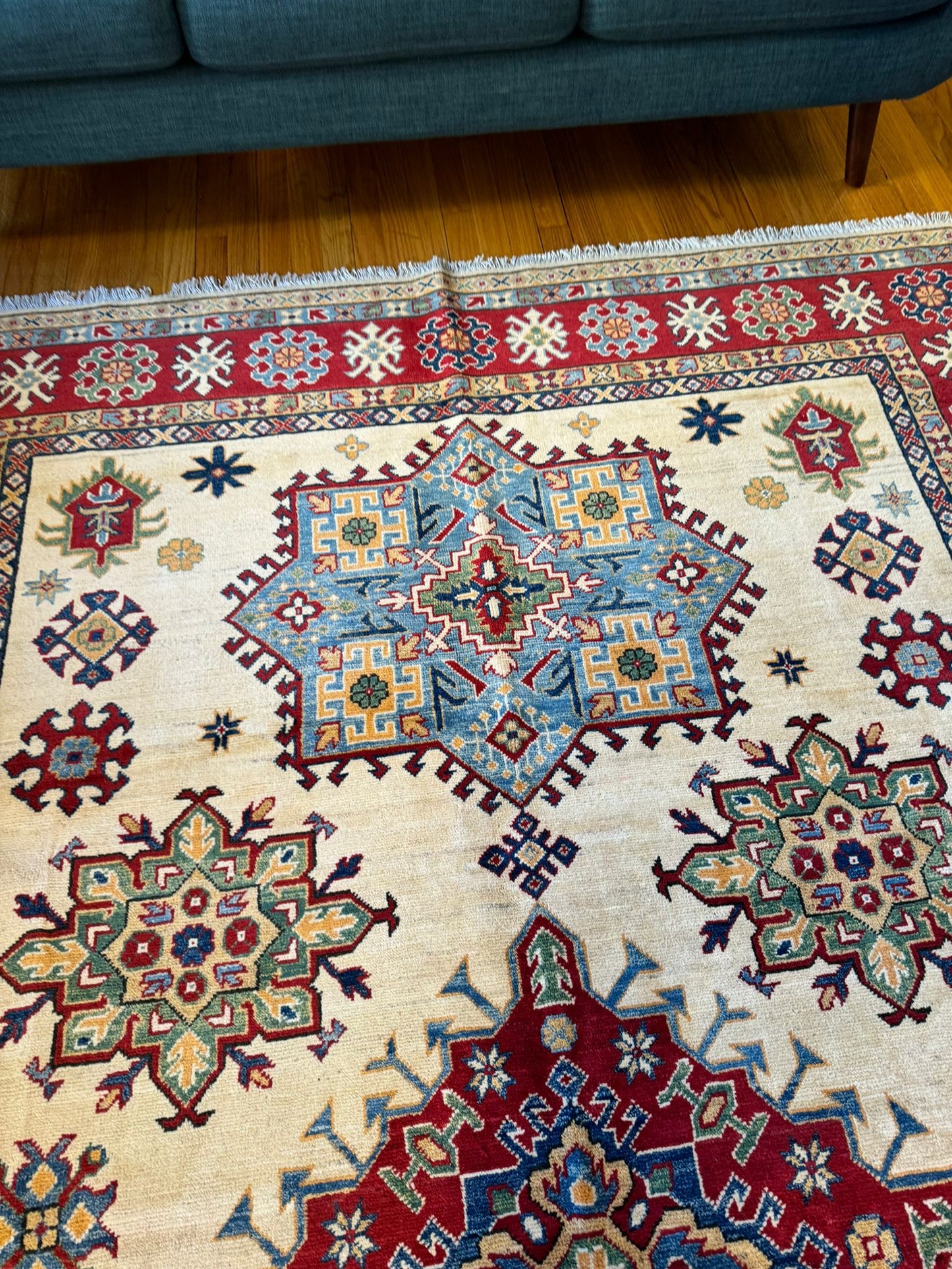 Qazaq Area Rug - Traditional Elegance 10x6.8ft