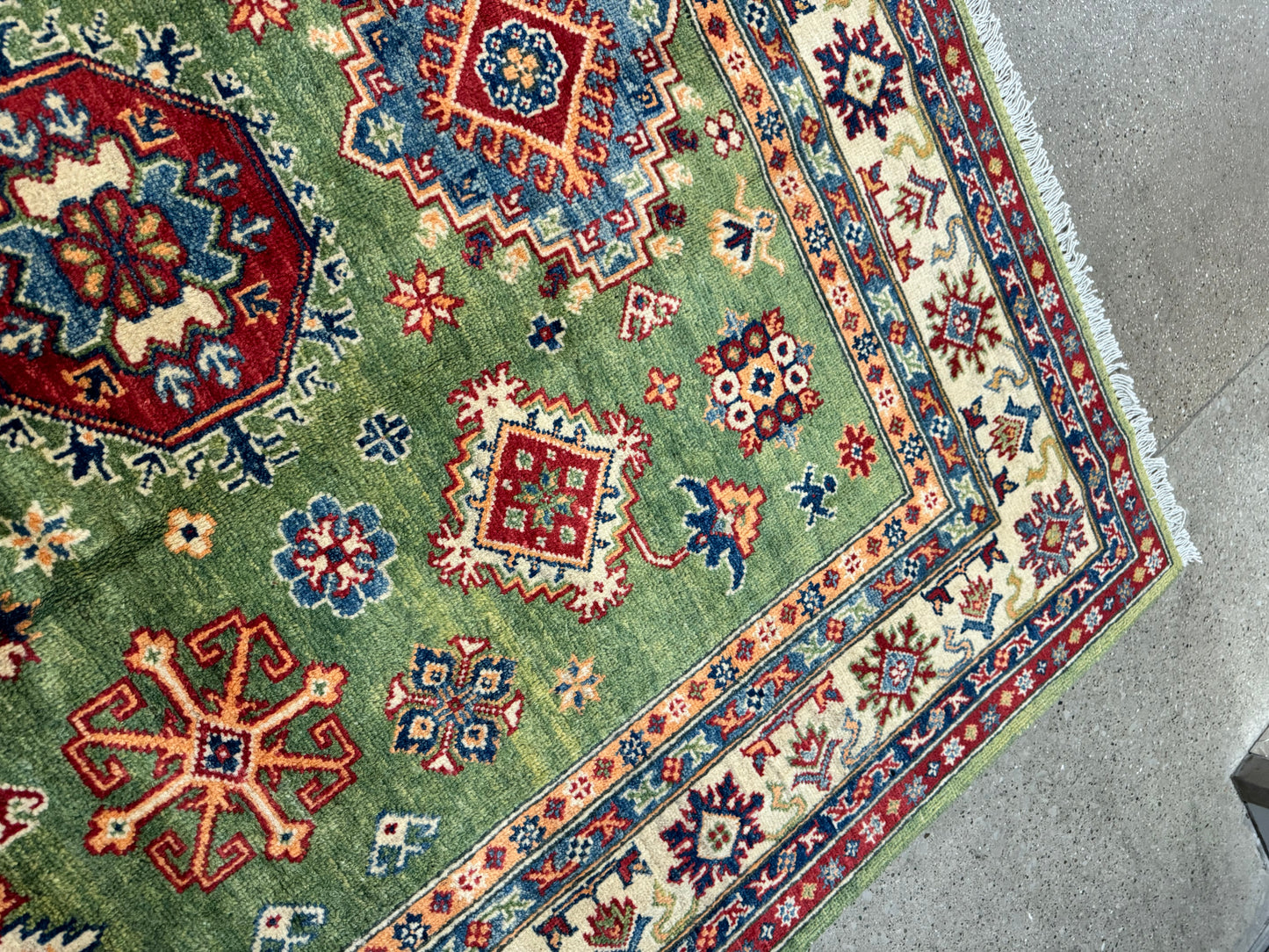 Vibrant Woolen Qazaq Rug (7 x 5 ft)