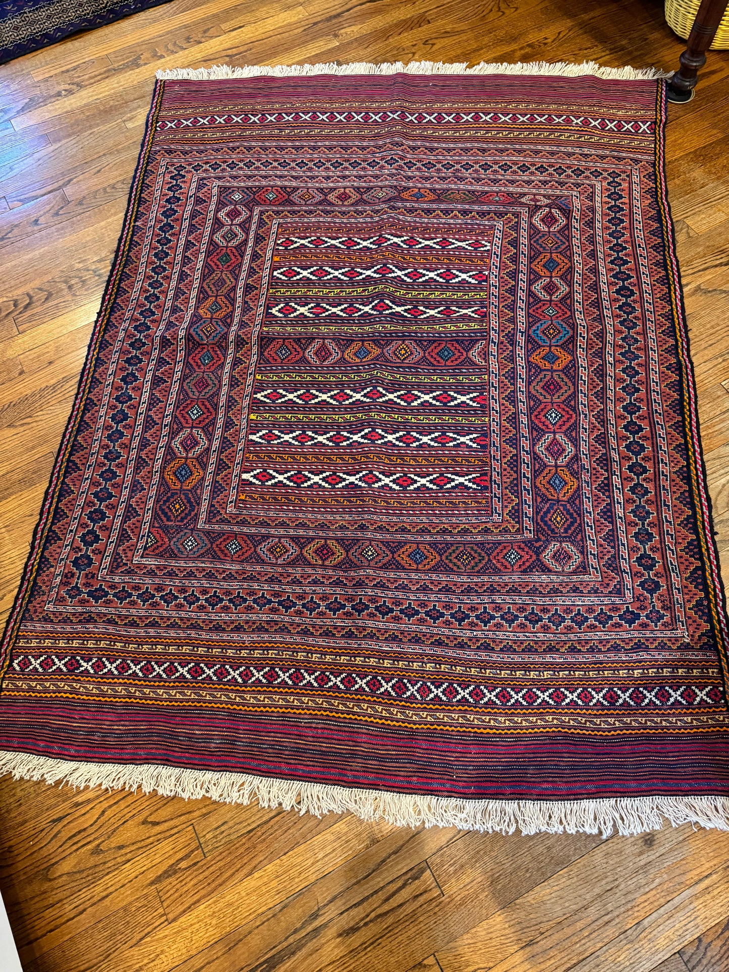 Traditional Laghari Kilim Rug (6 x 4.6 ft)