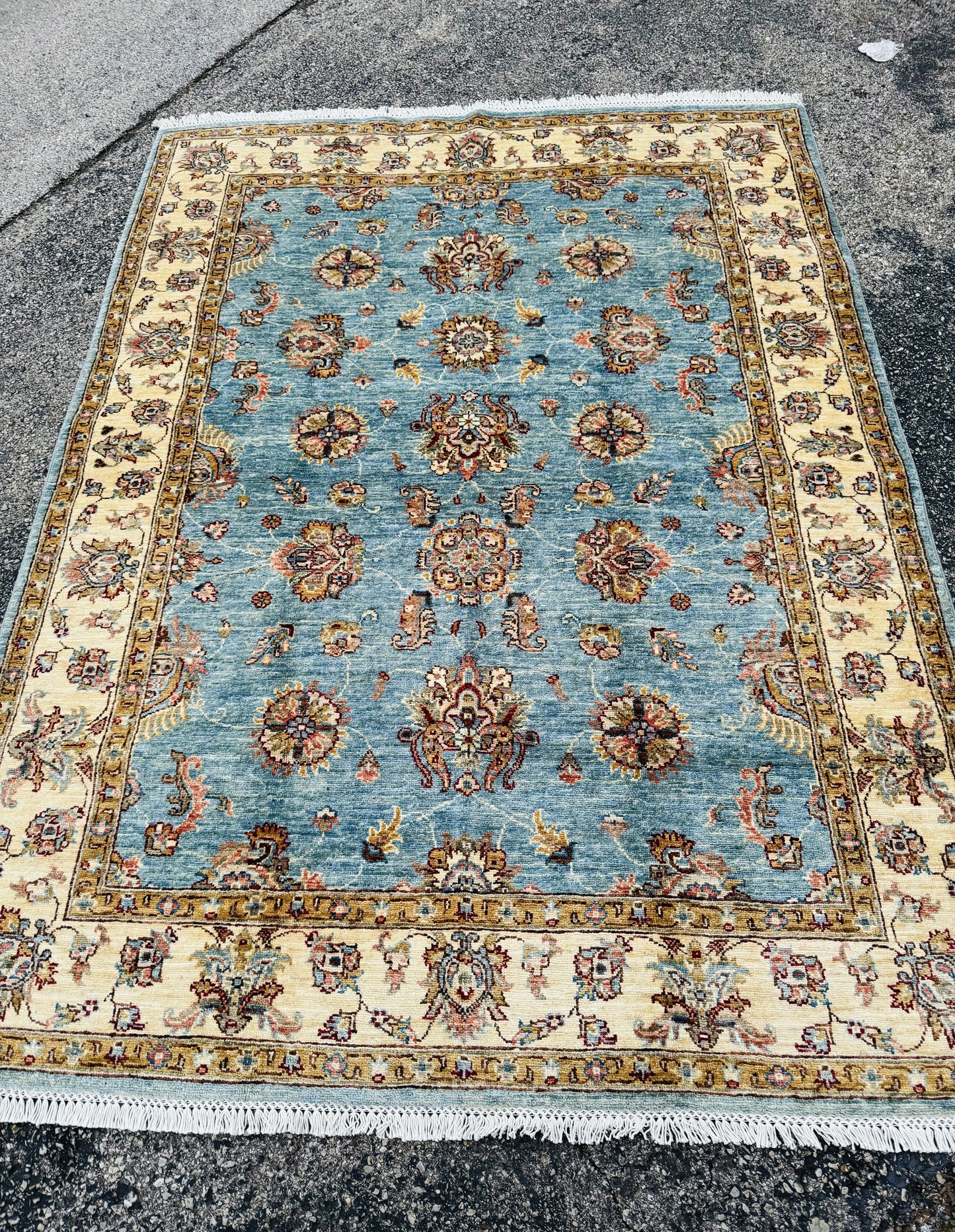 Elegant Chobi Artisan Area Rug (8 x 6 ft)